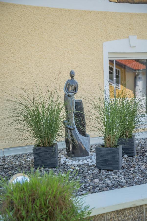 ビショフスホーフェンHaus Niederreiterアパートメント エクステリア 写真